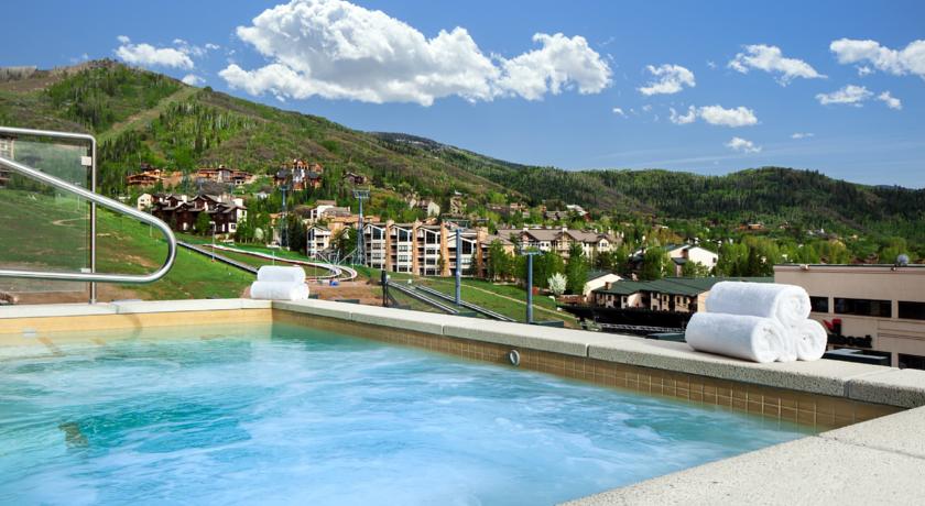 Steamboat Sheraton #702 — hot tub