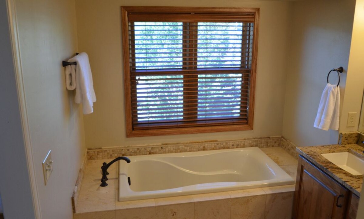 Torian Plum #501 — master bedroom