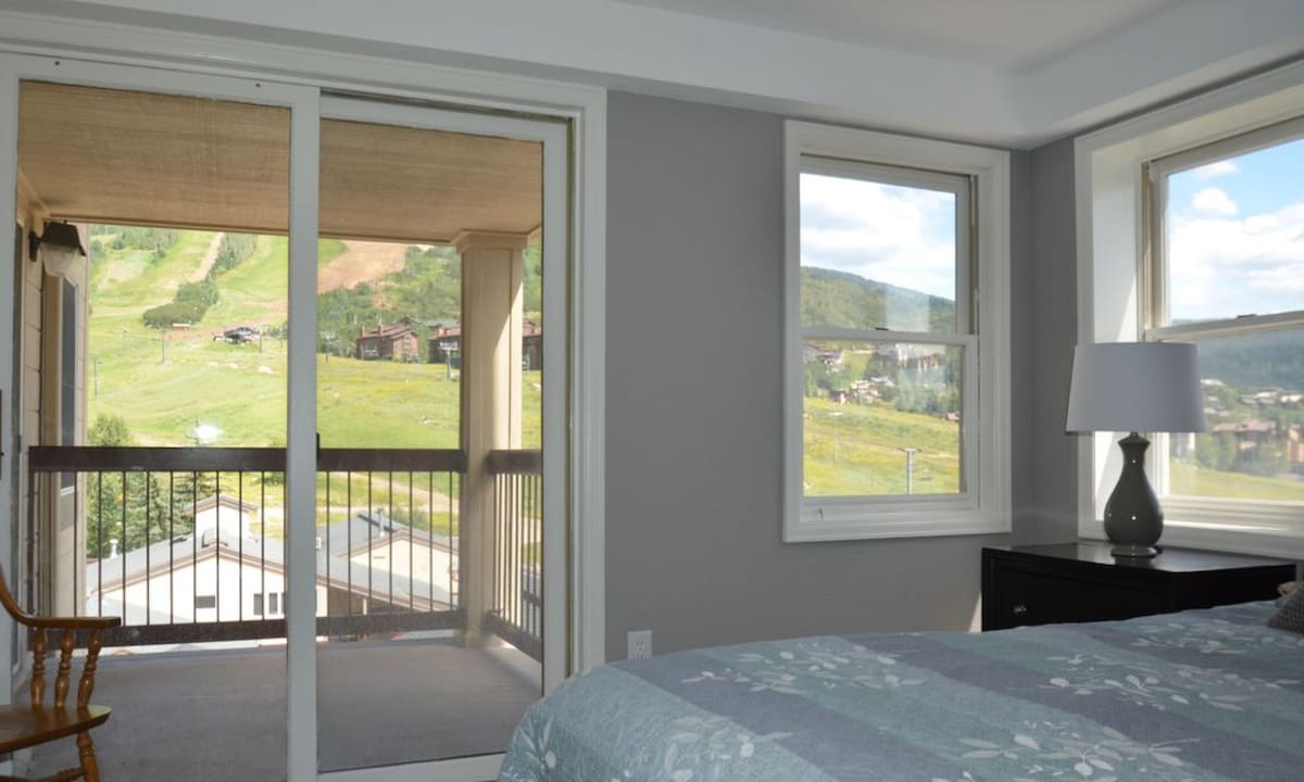 Torian Plum #501 — second king bedroom